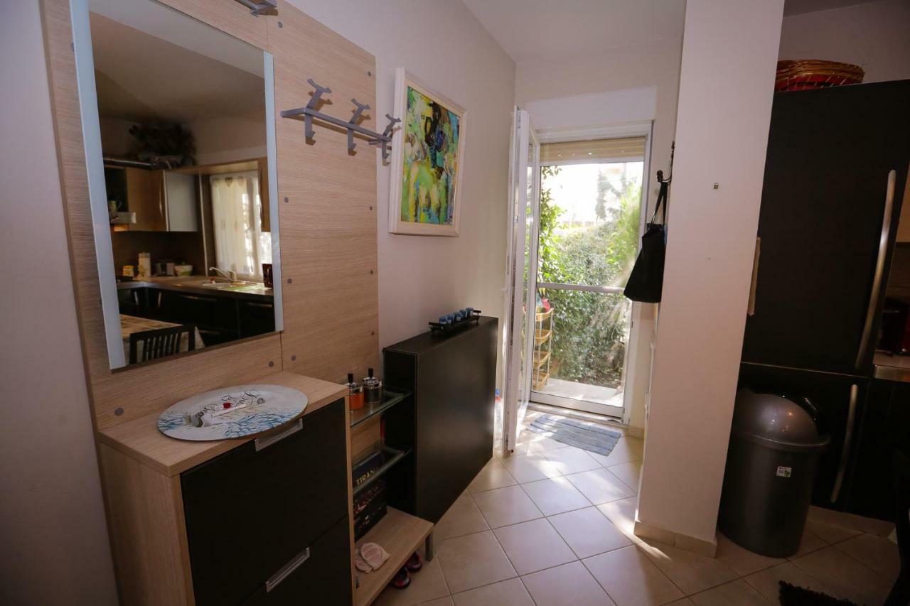 Pine-Tree Apt W/ Private Garden 50 M From The Sea Golem  Exteriér fotografie